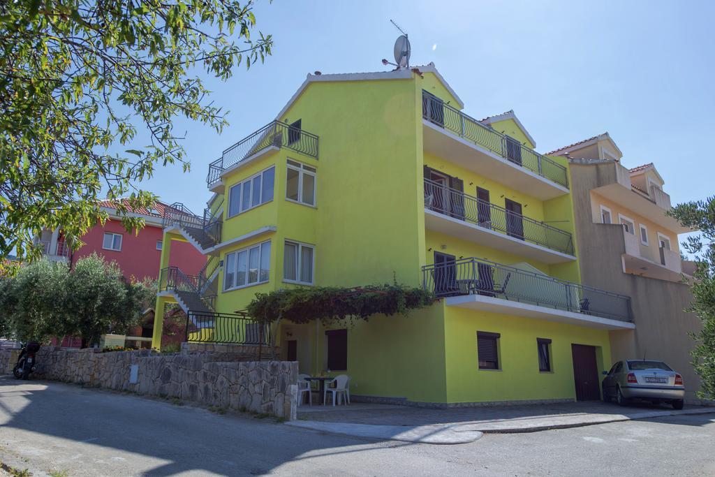 Maslina Apartments Стари Град Екстериор снимка