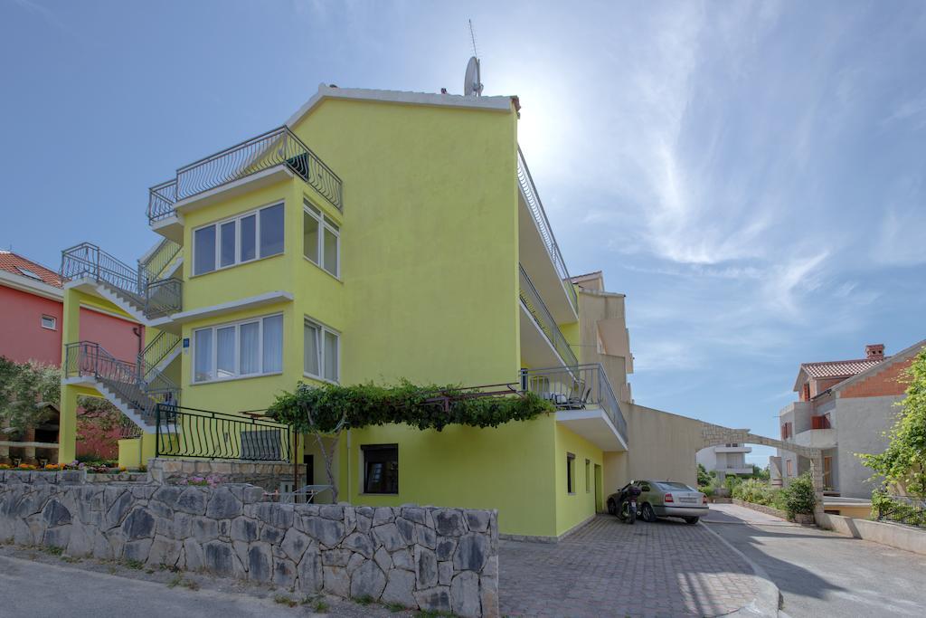 Maslina Apartments Стари Град Екстериор снимка