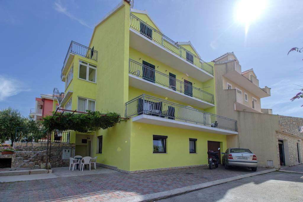 Maslina Apartments Стари Град Екстериор снимка